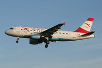 OE-LDB @ EBBR - Arrival of flight OS351 to RWY 25L