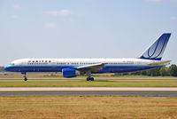 N563UA @ KIAD - N563UA
