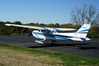 N7161G @ I19 - 1969 Cessna 172K