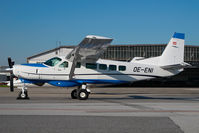 OE-ENI @ LOWW - Cessna 208