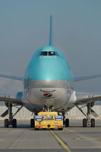 HL7603 @ LOWW - Korean Boeing 747-400 - by Dietmar Schreiber - VAP