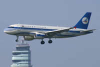 4K-AZ05 @ VIE - Azerbaijan Airlines Airbus A319 - by Thomas Ramgraber-VAP
