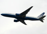 N768UA @ EDDF - Taking off rwy 25R - by Shunn311