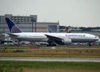 N77012 @ EDDF - Lining up rwy 07L for departure... - by Shunn311