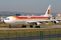EC-ICF @ EDDF - Taxiing to rwy 18 - by Jens Achauer