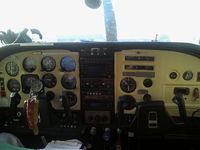 F-GBGF @ LFPN - Cessna 210 L