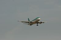 EI-DER @ EGLL - Taken at Heathrow Airport, June 2010 - by Steve Staunton