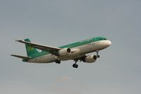 EI-EDS @ EGLL - Taken at Heathrow Airport, June 2010 - by Steve Staunton