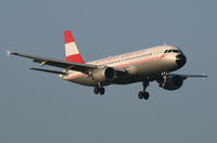 OE-LBP @ EBBR - Arrival of flight OS351 to RWY 02