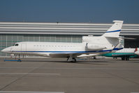 VQ-BGG @ LOWW - Falcon 7X