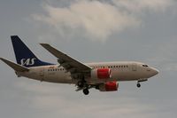 LN-RPX @ EGLL - Taken at Heathrow Airport, June 2010 - by Steve Staunton