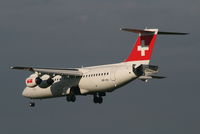HB-IXU @ EBBR - Flight LX778 is descending to RWY 25L