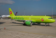 VP-BCZ @ LHBP - S7 Airbus 320 - by Dietmar Schreiber - VAP