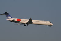 SE-DMB @ EBBR - Flight SK593 is descending to RWY 02