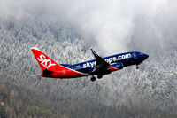 OM-NGE @ INN - Take off at Innsbruck.