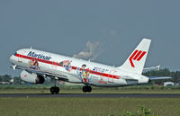 PH-MPE @ AMS - Schiphol, May 2007