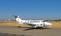N898CD @ KCCR - Rare Air (Petaluma, CA) 2007 Hawker Beechcraft King Air B300 (call sign Twilight/TWY898) taxis out to RWY 32R for short flight home to O69  - by Steve Nation