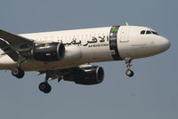 TS-INA @ EBBR - Arrival of flight 8U924 to RWY 02