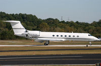 OE-ISS @ KPDK - KPDK NBAA 2010 - by Nick Dean