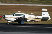 N6952V @ KPDK - KPDK NBAA 2010 - by Nick Dean