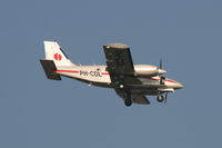 PH-CDL @ EBBR - Descending to RWY 02