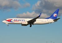 OK-TVK @ EIDW - Travel Service on short finals - by Robert Kearney