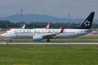 OE-LNT @ LOWW - Austrian Airlines