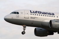 D-AILE @ EBBR - Arrival of flight LH4602 to RWY 25L