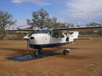 VH-HOC @ YBEB - Slingair Heliwork , 06 oct '10

Bellburn Airstrip , YBEB - by Henk Geerlings