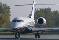 LX-GEX @ VIE - Global Jet Luxembourg Bombardier Globalexpress - by Thomas Ramgraber-VAP