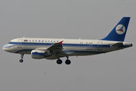 4K-AZ05 @ LOWW - Azerbaijan Airlines