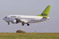 YL-BBQ @ LOWW - BTI [BT] Air Baltic   Boeing 737-522	c/n26691 - by Delta Kilo