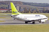 YL-BBQ @ LOWW - BTI [BT] Air Baltic   Boeing 737-522	c/n26691 - by Delta Kilo