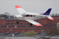 SE-IUF @ ESSB - SAS Flygklubb