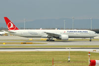 TC-JJE @ VIE - Turkish Airlines