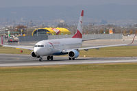 OE-LNS @ VIE - Austrian - by Chris Jilli