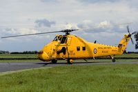 XR520 @ EBFN - taxying to the flightline - by Friedrich Becker