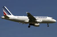 F-GRXD @ EDDF - on final RW07R - by Friedrich Becker