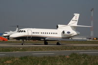 PH-NDK @ EBBR - Manoeuvring to G.A. apron