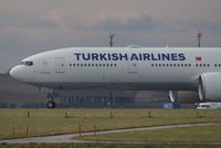 TC-JJE @ LOWW - Turkish Airlines
Erstlandung in VIE/LOWW nach del. 13.10.10 - by FRANZ61
