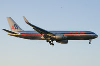 N345AN @ EGLL - American Airlines 767-300 - by Andy Graf-VAP