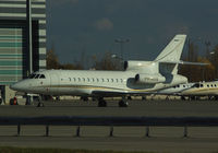 PH-LCG @ LOWW - Solid Air Falcon 900 - by Thomas Ranner