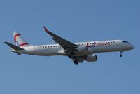 4X-EMA @ LOWW - Arkia Airlines