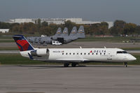 N8525B @ MSP - Droves of CRJ's operate from MSP - by Duncan Kirk