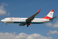 OE-LNP @ EGLL - Austrian Airlines 737-800 - by Andy Graf-VAP