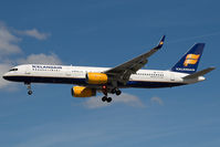 TF-FIU @ EGLL - Icelandair 757-200 - by Andy Graf-VAP