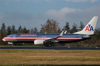 N860NN @ KPAE - KPAE Boeing 270 on the 16R touch & go line # 3462 - by Nick Dean