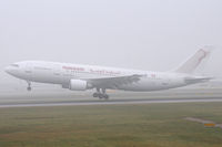 TS-IPA @ VIE - Tunisair - by Chris Jilli