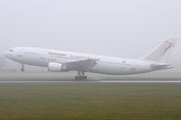 TS-IPA @ VIE - Tunisair - by Chris Jilli