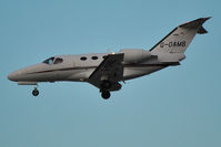 G-OAMB @ EIDW - Private on short finals - by Robert Kearney